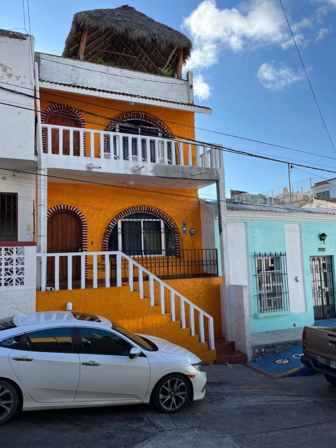 Casa De La Alegria 2 Apartments マサトラン エクステリア 写真