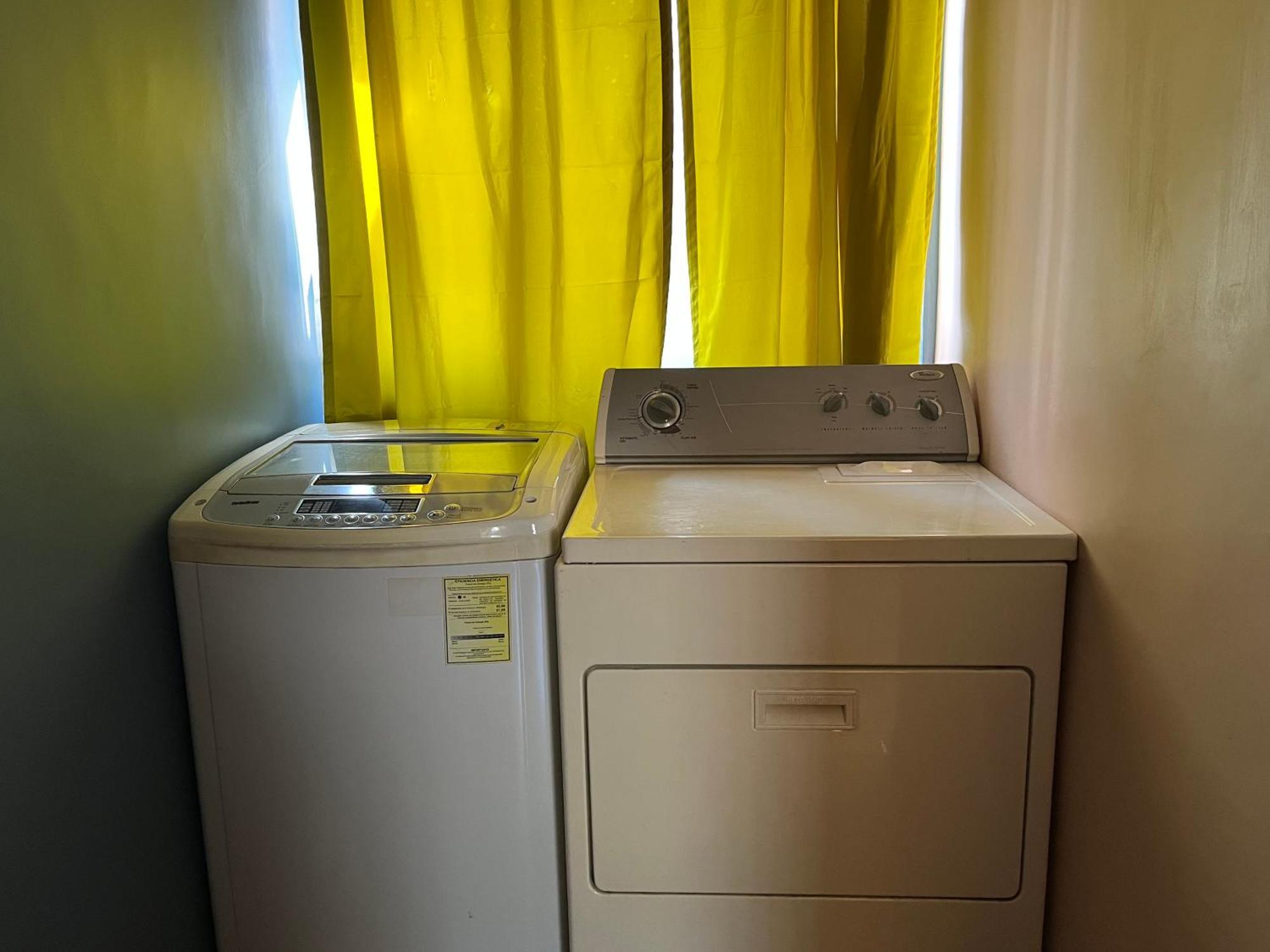 Casa De La Alegria 2 Apartments マサトラン エクステリア 写真