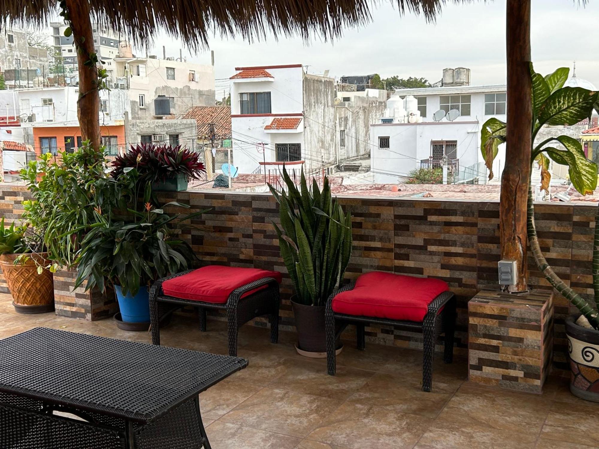 Casa De La Alegria 2 Apartments マサトラン エクステリア 写真